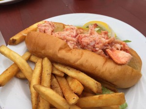 lobster-roll-maine-trip2015    